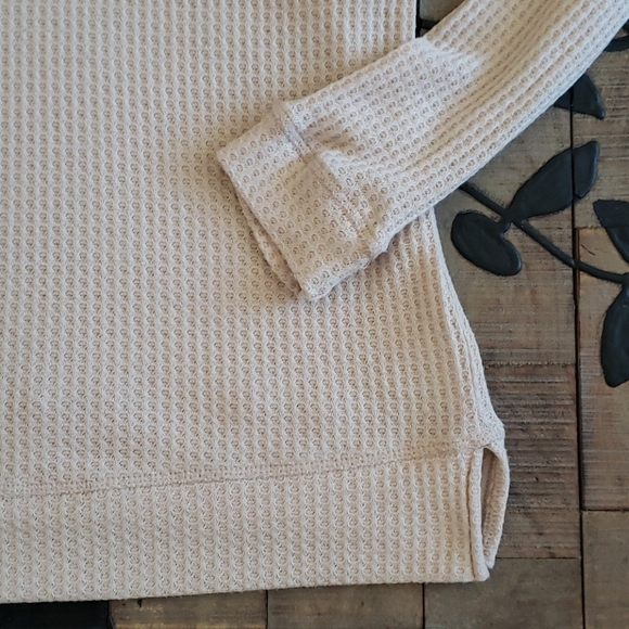 Cherish Waffle Knit Off the Shoulder Top EUC Large neutral cream ivory tan - Picture 6 of 8